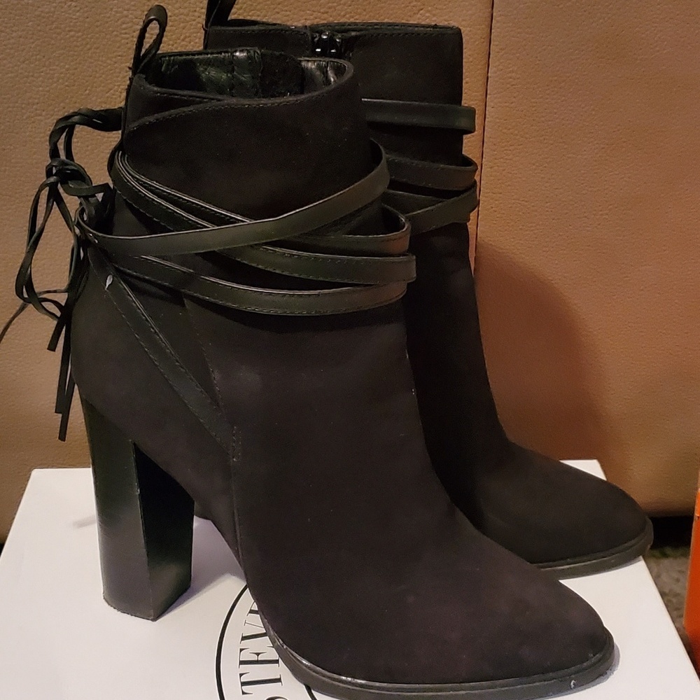 Steve Madden Boots